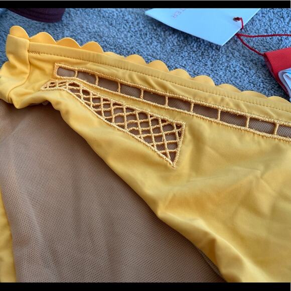 Red Carter scalloped trim Lola bikini bottom - Picture 9 of 9